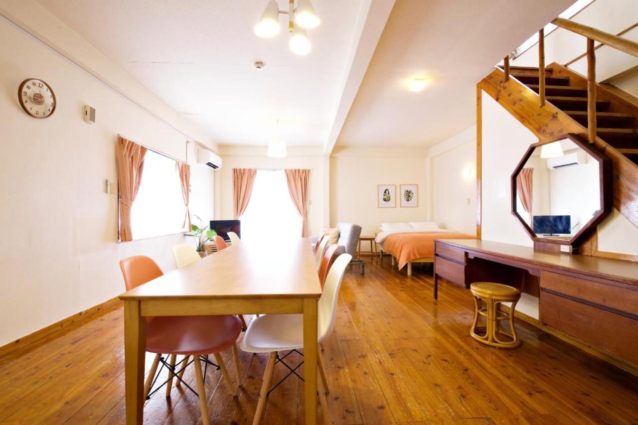 Ferienwohnung にらい恩納　あじさい Onna Exterior foto